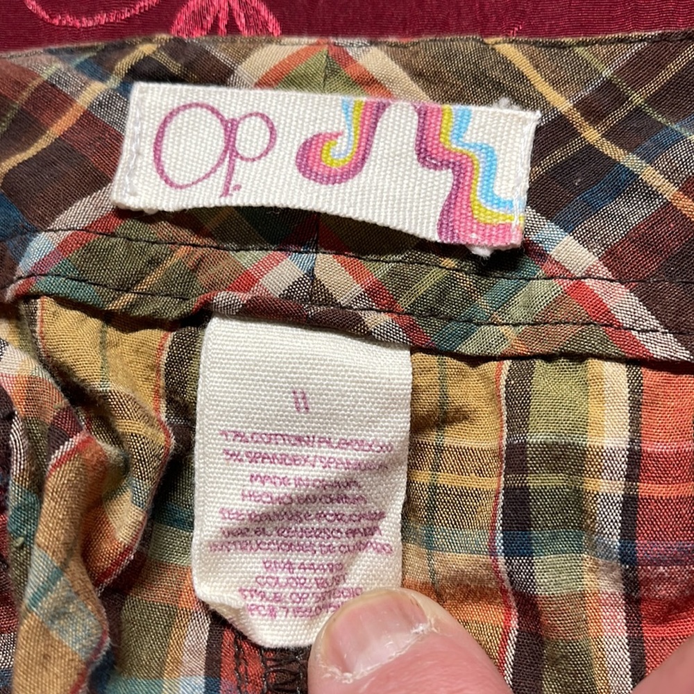 Women OP Plaid shorts size 11 - Picture 7 of 9